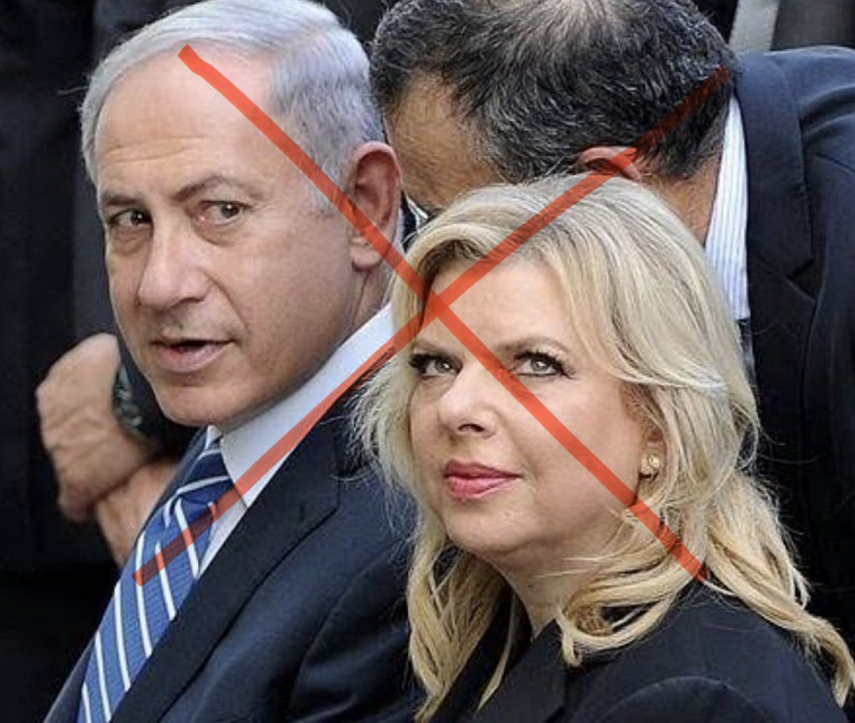 adictoapple's tweet photo. Oficialmente: @netanyahu , su esposa y su ministro de Defensa han muerto en ataques aéreos iraníes. https://t.co/PjS3HGEyJu