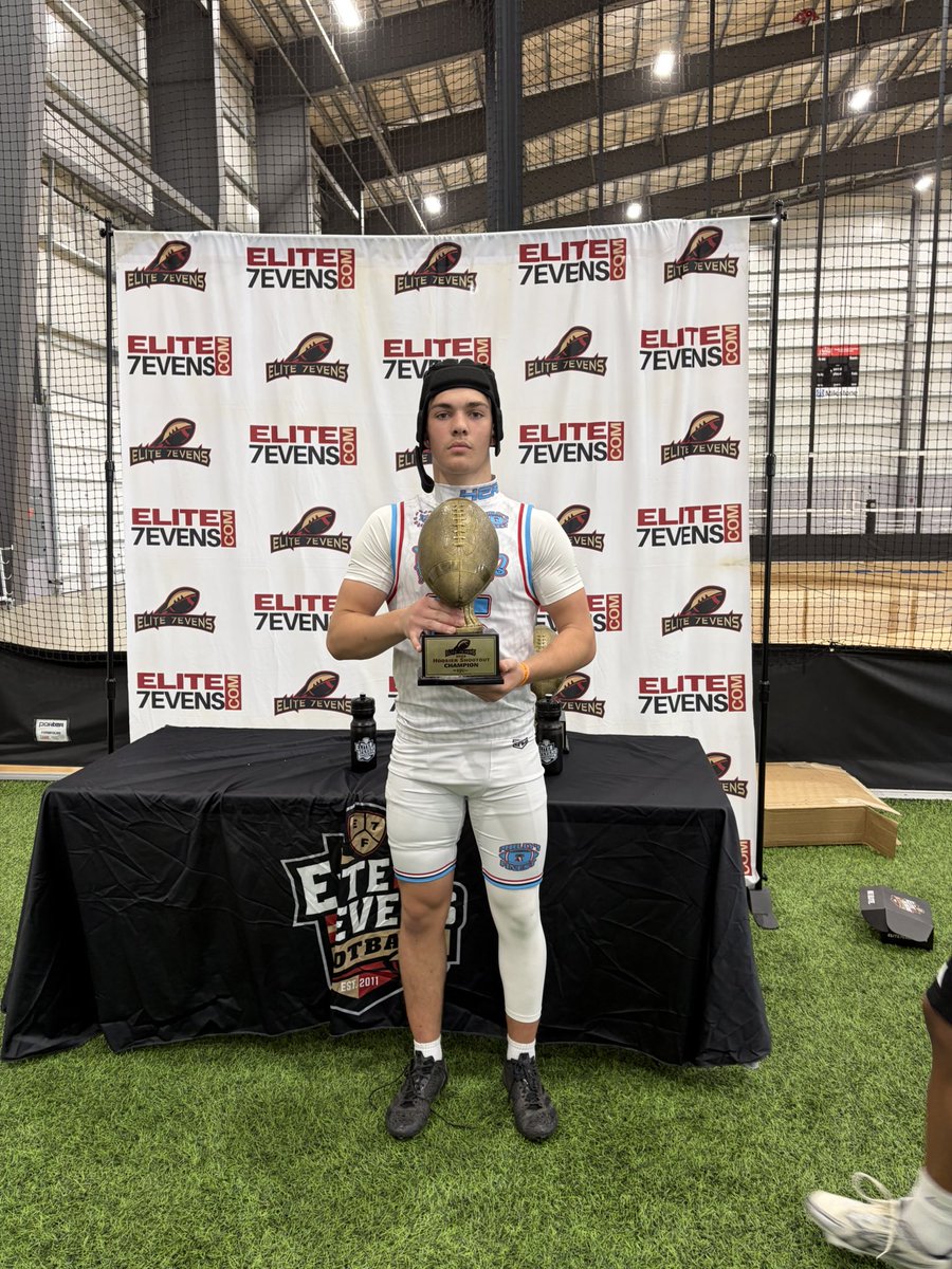 Chase_Goddard20's tweet photo. 5-0 on the weekend and secured championship trophy, and won tournament MVP. @PhillysFinest7 @PFCoachTobias @Elite7evens @LowerDauphin @LDAthletics @JRichterNCSA @EdOBrienCFB @PAPrepVarsity @Pa_Preps @PaFootballNews https://t.co/nwByiv63Br