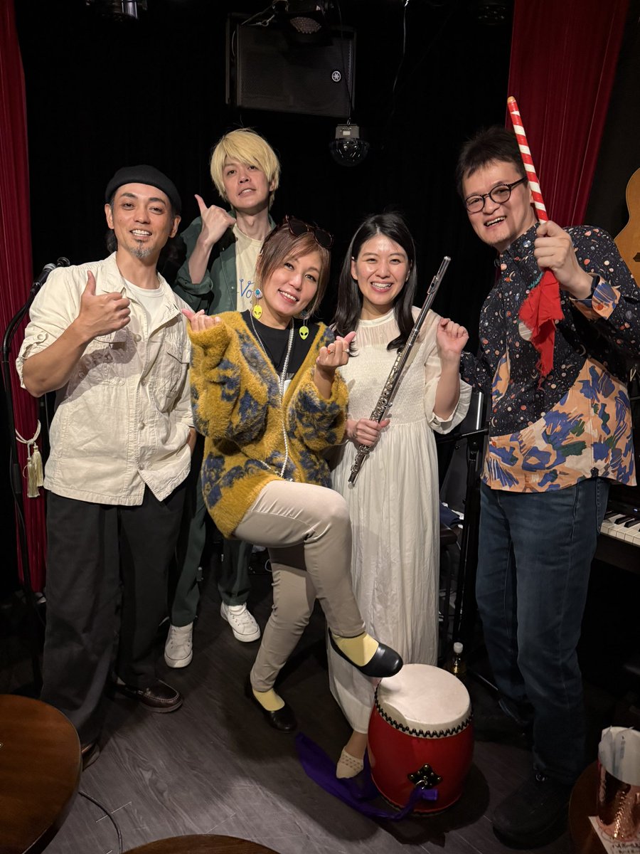 PLNTRIO's tweet photo. プラネタリオ初の沖縄ワンマンライブ「Southern Cross」無事に終演致しました。

お越しいただいた皆様、本当に温かい空間と時間を有難うございました！
Barあさおさん、ゲスト出演していただいたナシルさん、山川隼平さんにも感謝です🙇🏻‍♂️

またどこかで✨ https://t.co/6ShLhQhR1J