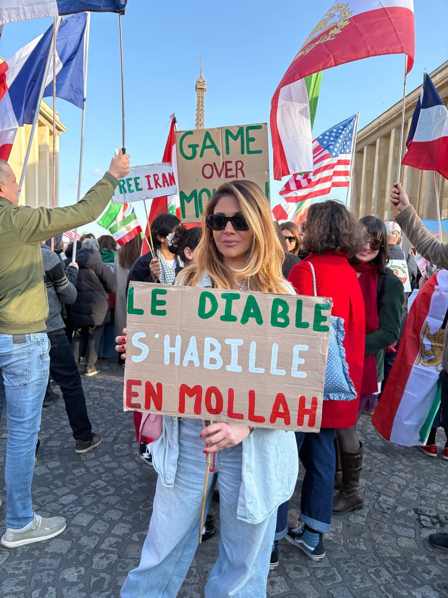 Association Femme Azadi tweet media