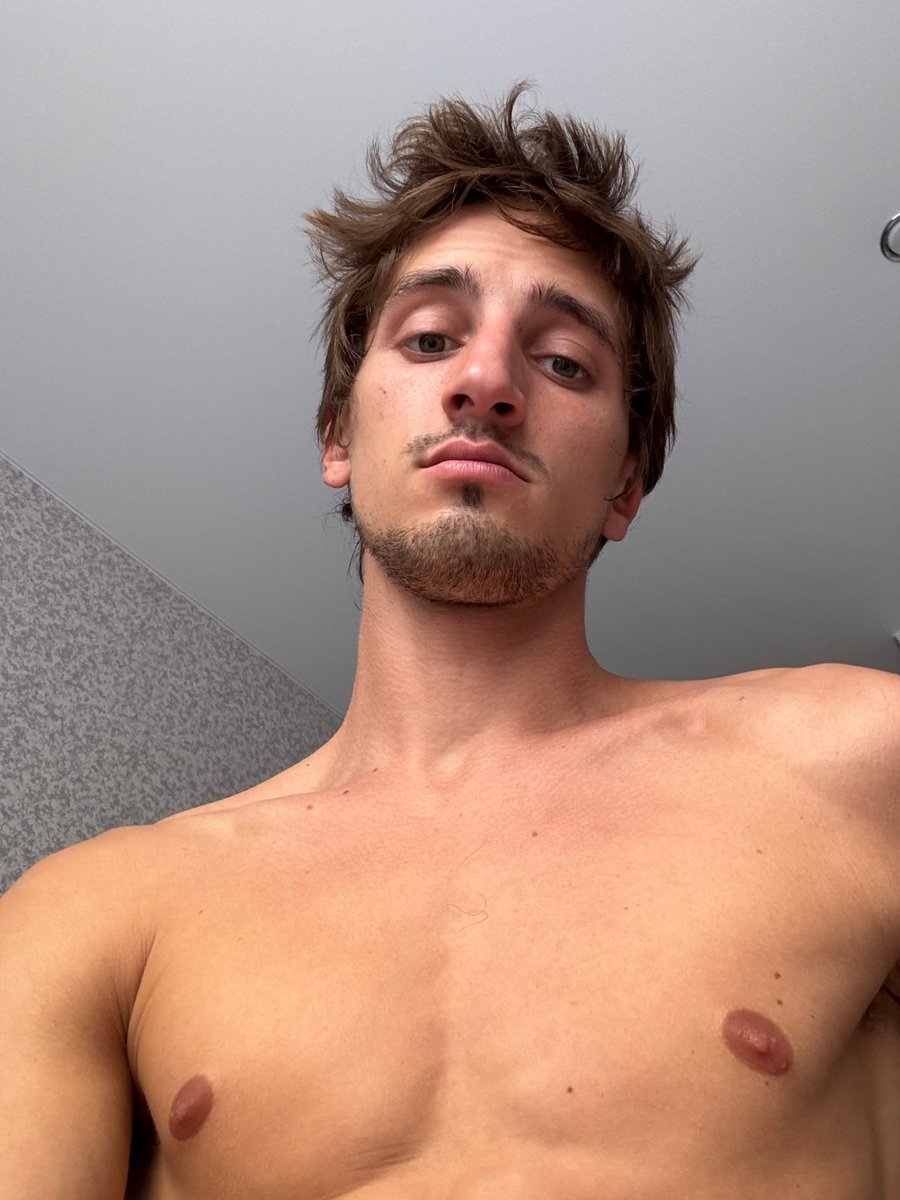 Master Vojd tweet media