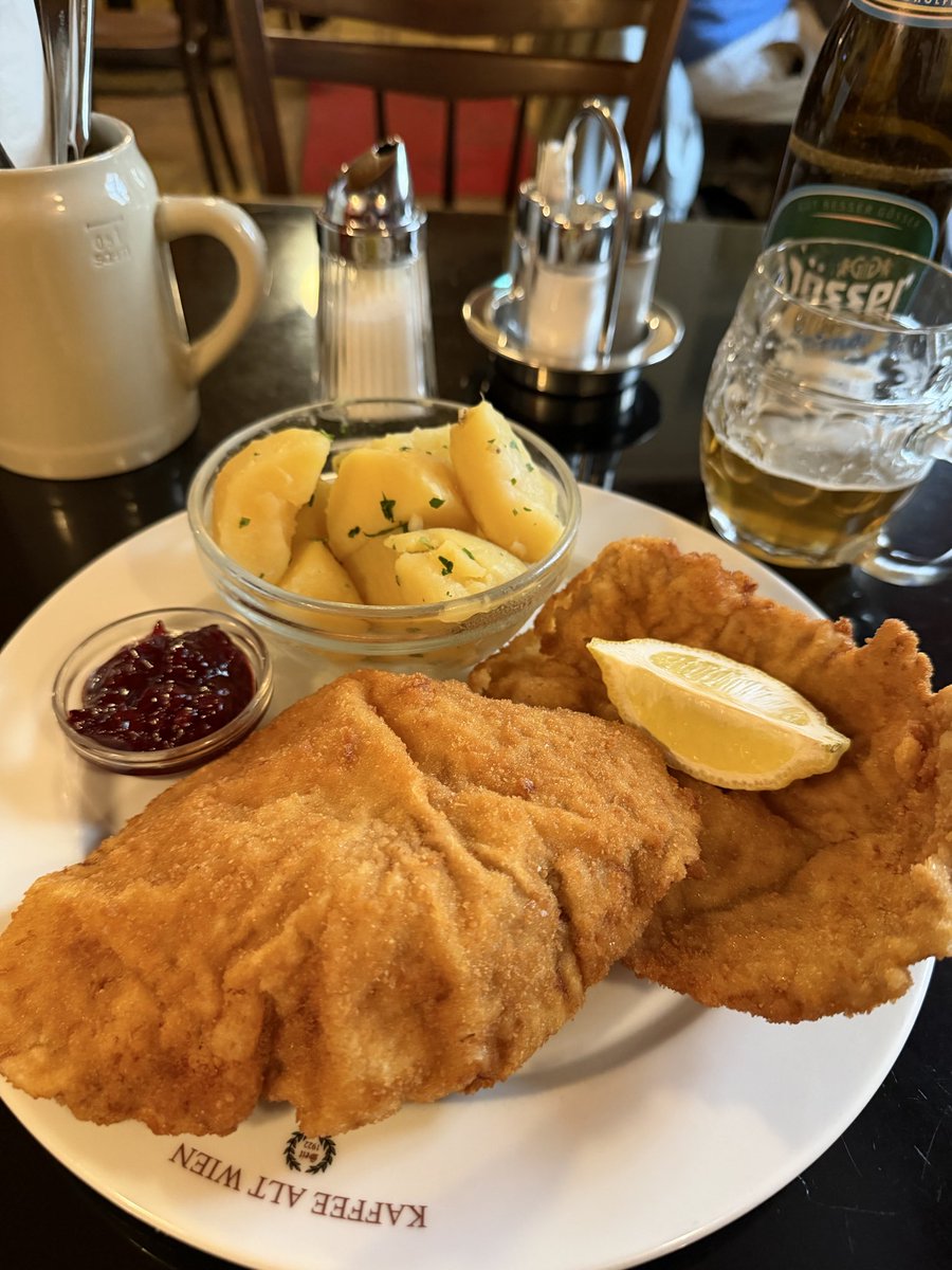 bikingKrishtek tweet media