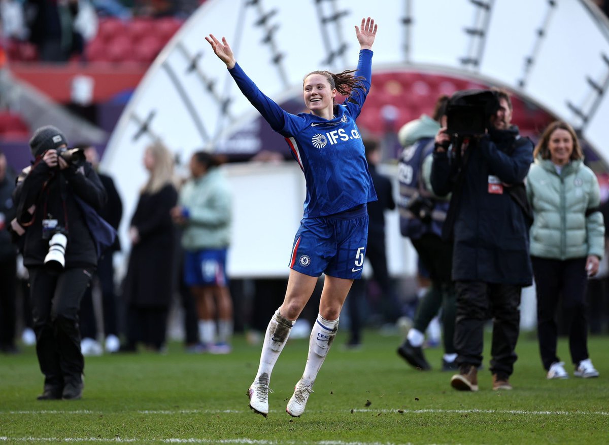 CfcwComps tweet media