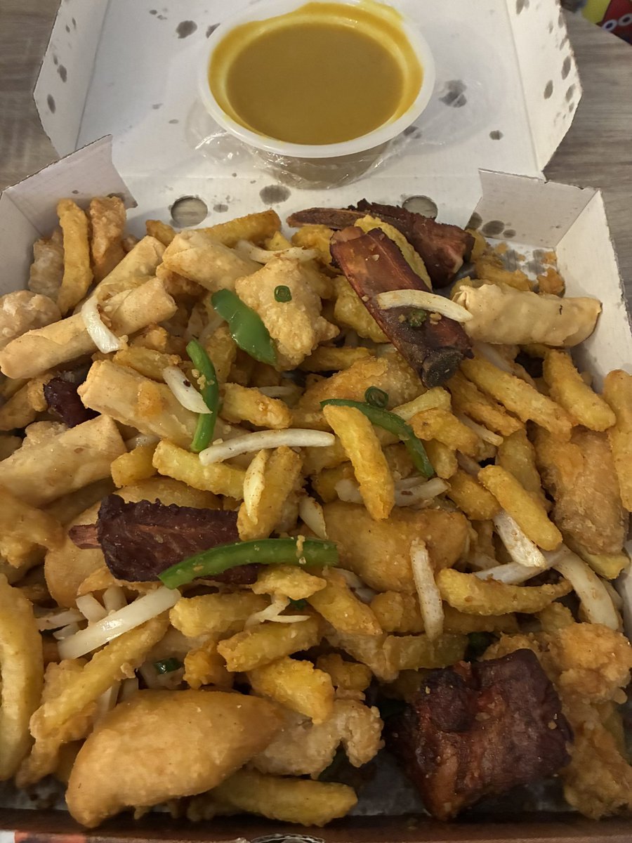 Niven and Lord Mac tweet media