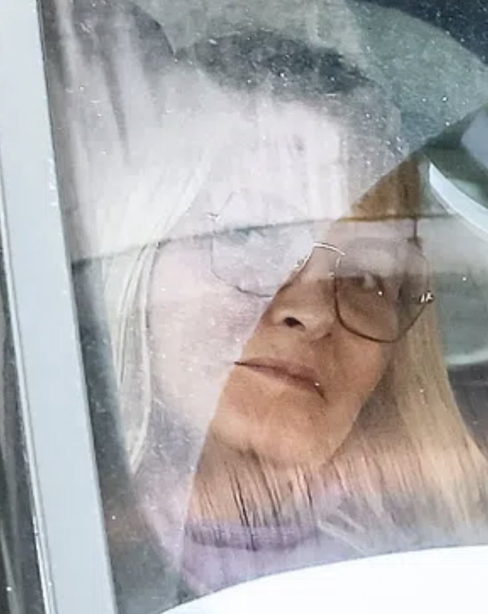 Theatre of Broken Dreams tweet media