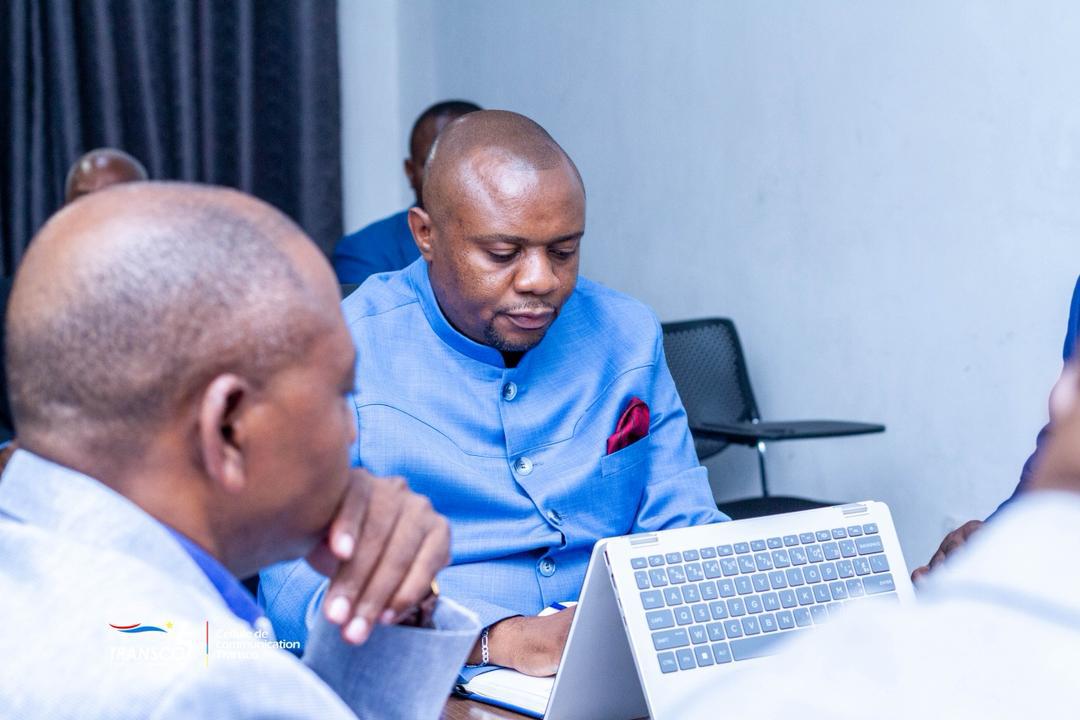 Monia Mwanga💎💎💎 tweet media