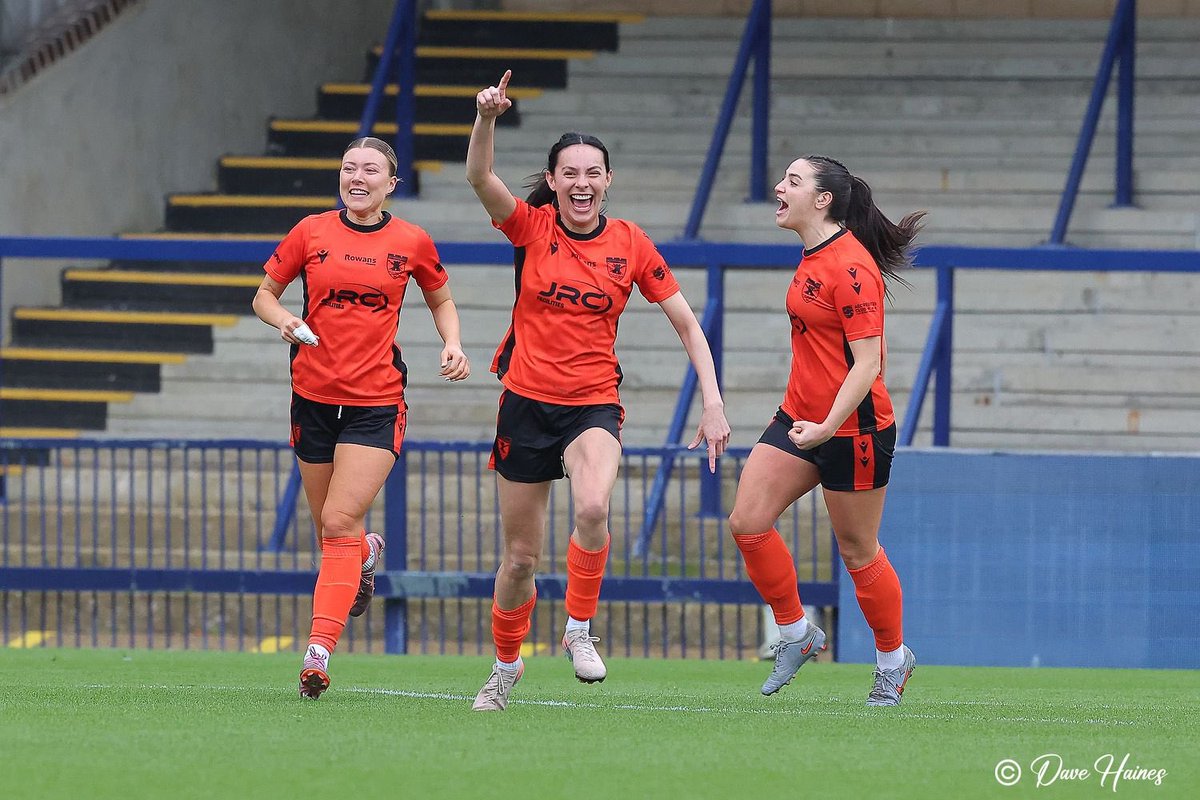 AFC Portchester Ladies tweet media