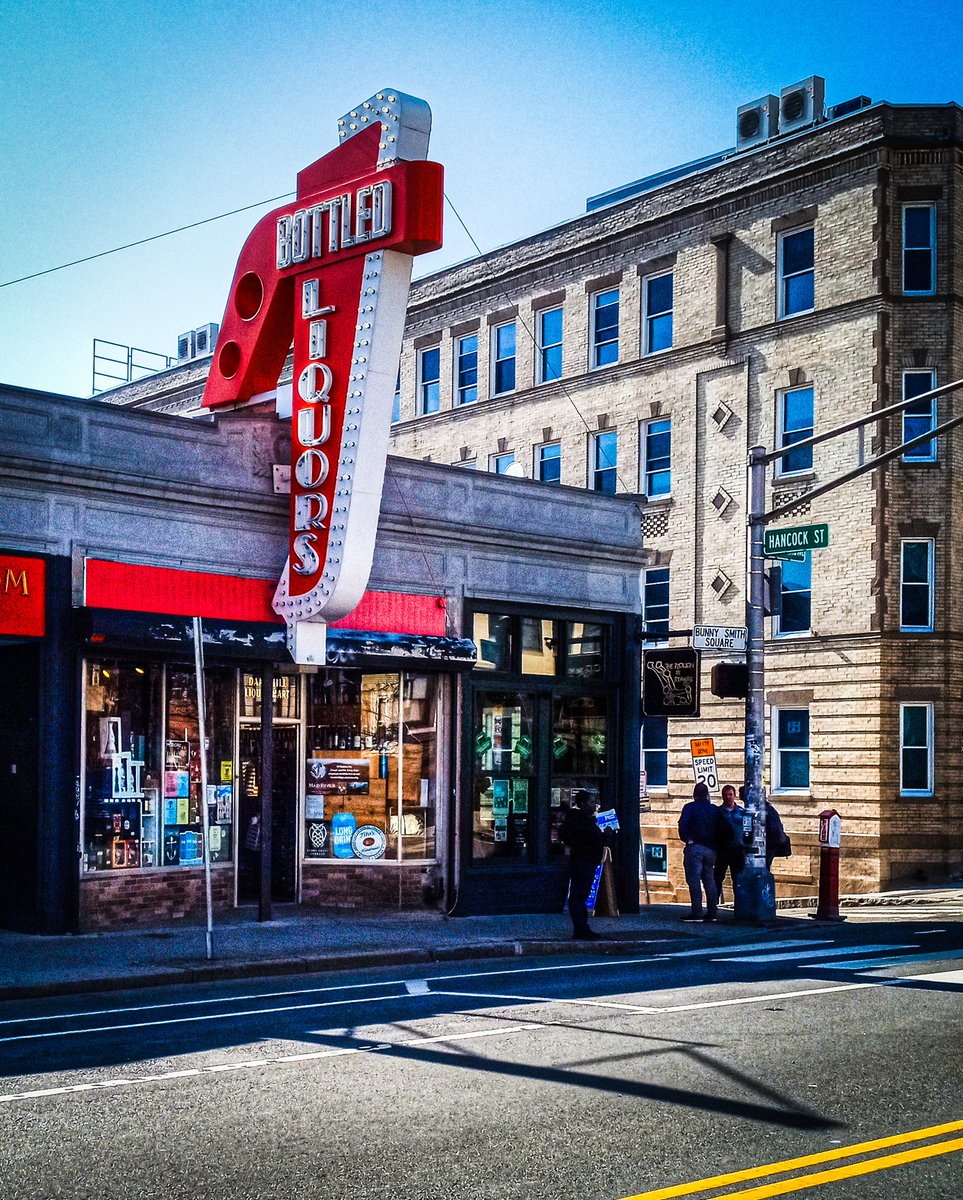 paulsportrait's tweet photo. "Bottled Liquors" anyone? #MassAve #CambMA https://t.co/RMMKAlIiqF