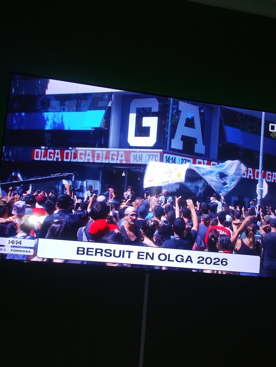 Marcelolp18's tweet photo. @miguegranados @89polito Cuatro gatos y encinas kukas... Jajaja #olgakuka https://t.co/VhJX91EQvF