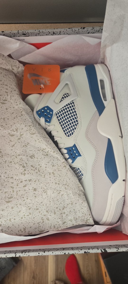 Katie Curry tweet media