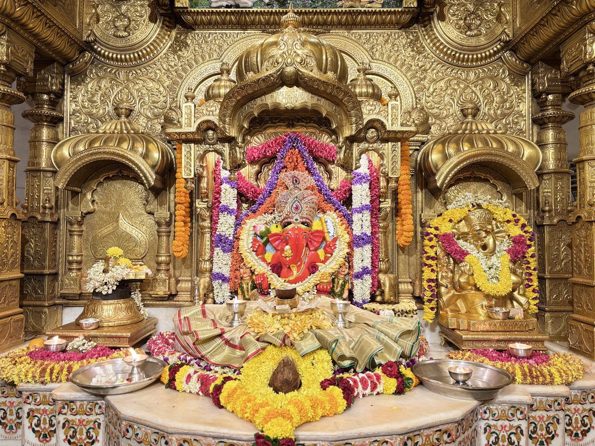 🙏 गणपती बाप्पा मोरया 🌺मंगलमूर्ती मोरया 🙏 सायंकालीन आरती के दर्शन 

🙏Ganapati Bappa Moraya 🌺 Mangalmurti Moraya  🙏15/03/2026