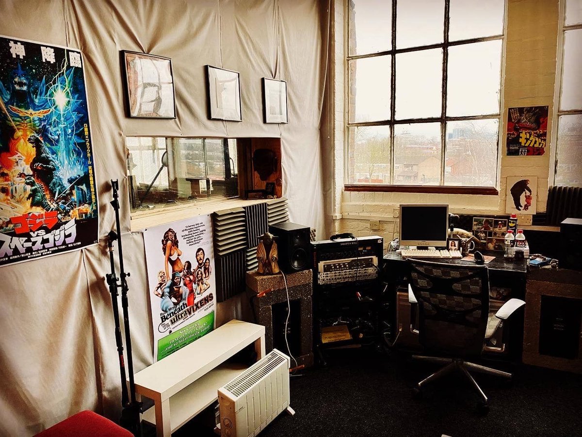 IronManRecords's tweet image. Iron Man Records works with Simon Reeves at Framework Recording Studios, a purpose built recording studio based in Hockley, Birmingham, just outside the clean air zone. Simon specialises in recording, mixing and mastering.  ironmanrecords.net/services/frame… #music #musicians #recording