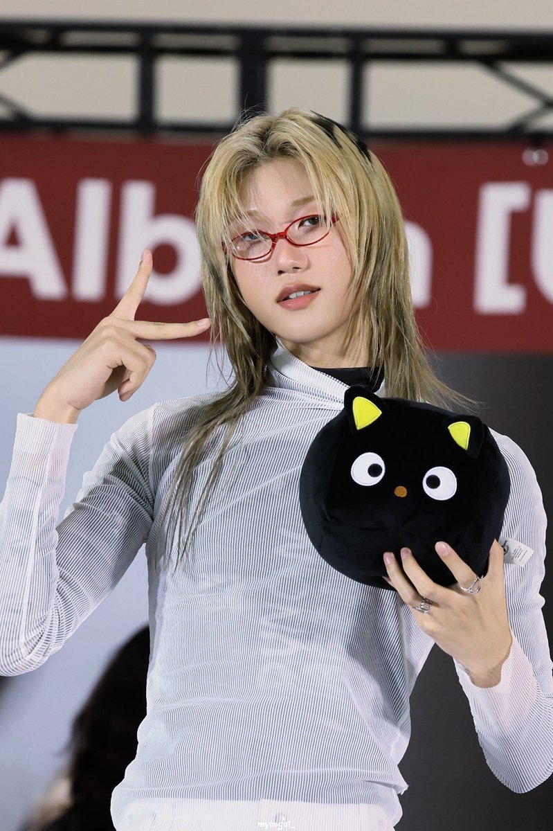 260315 🐈‍⬛

#종섭 #JONGSEOB
#피원하모니 #P1Harmony