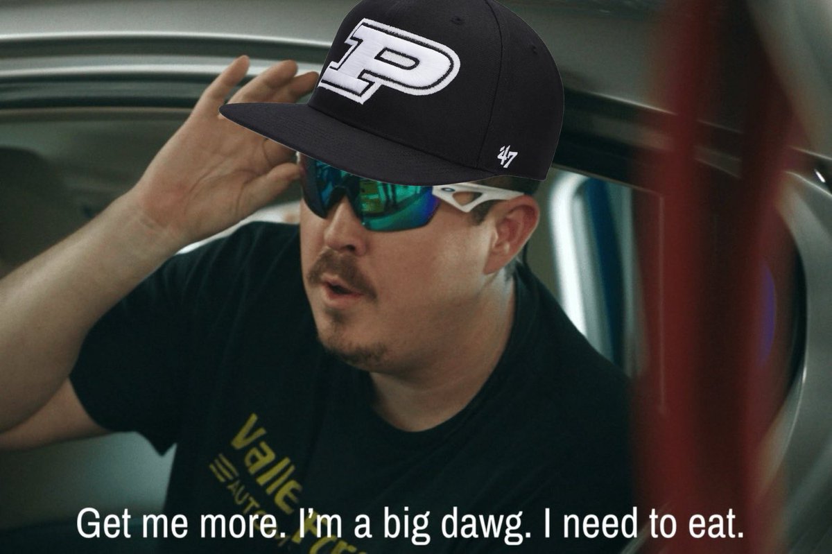 OldGoldGoblin's tweet image. Gameday. Beat Michigan. Boiler Up.