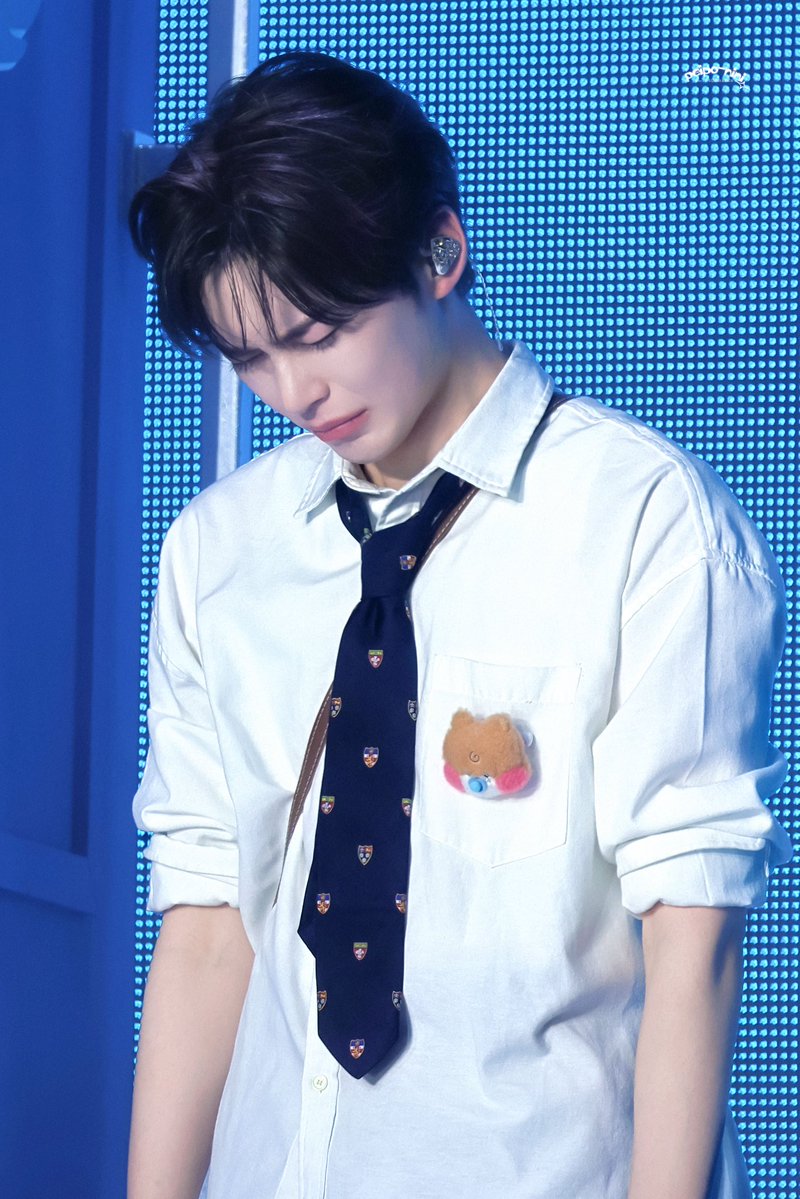 250315

사실 울 때도 너무 귀엽지 않아…

#성한빈 #SUNGHANBIN #ソンハンビン #ZEROBASEONE #ZB1 #제로베이스원