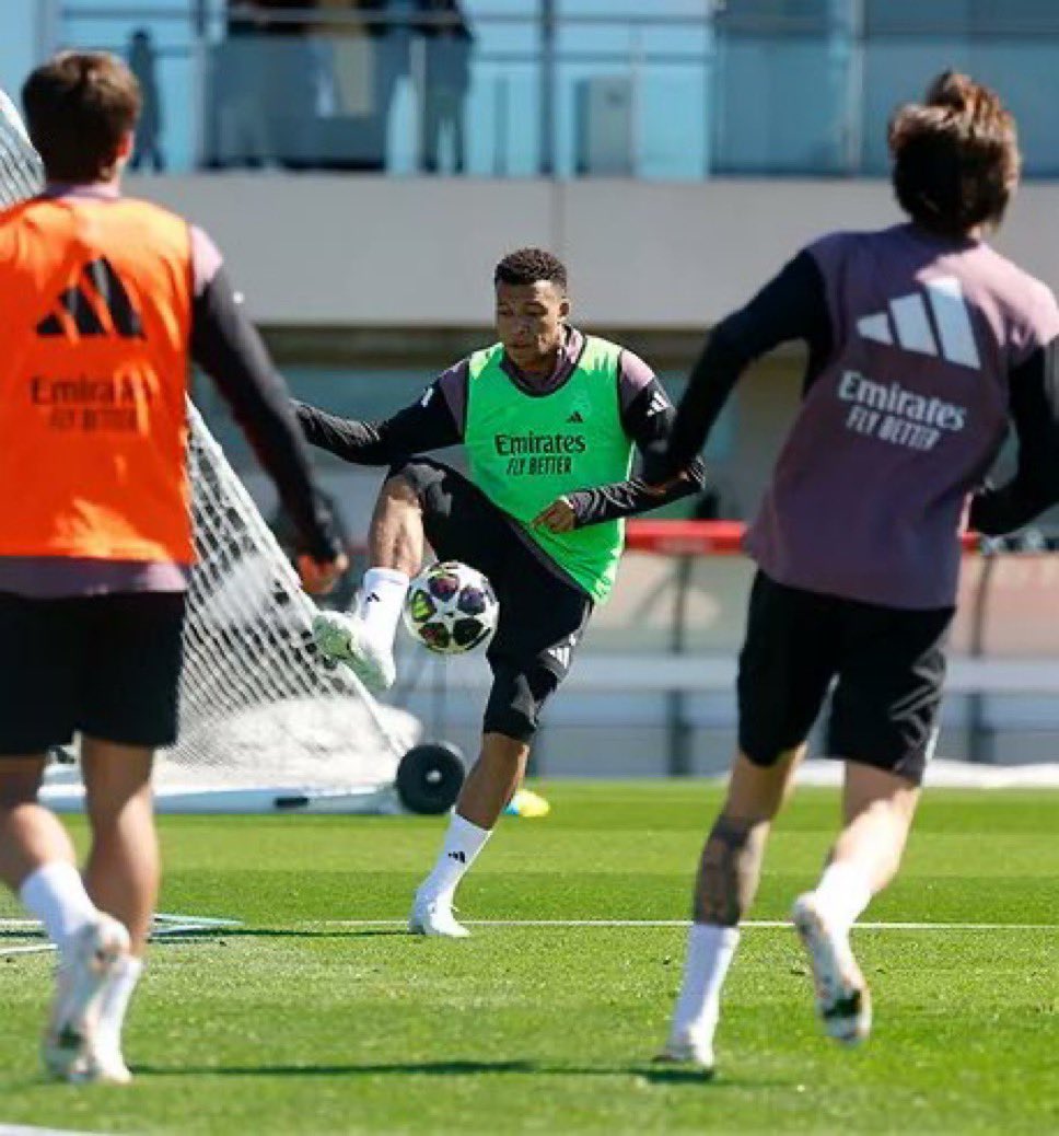 Actu Foot tweet media