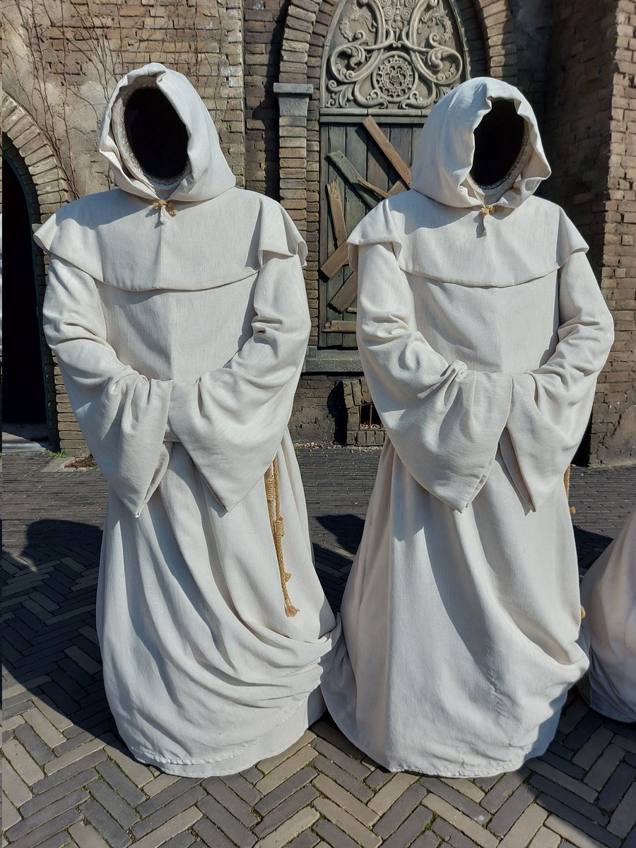 ROJApers tweet media