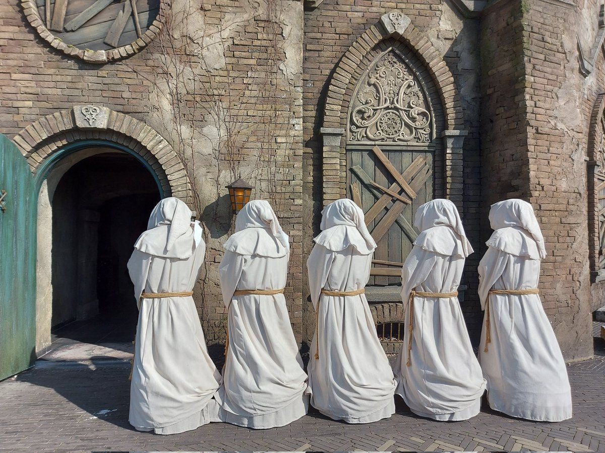 ROJApers tweet media