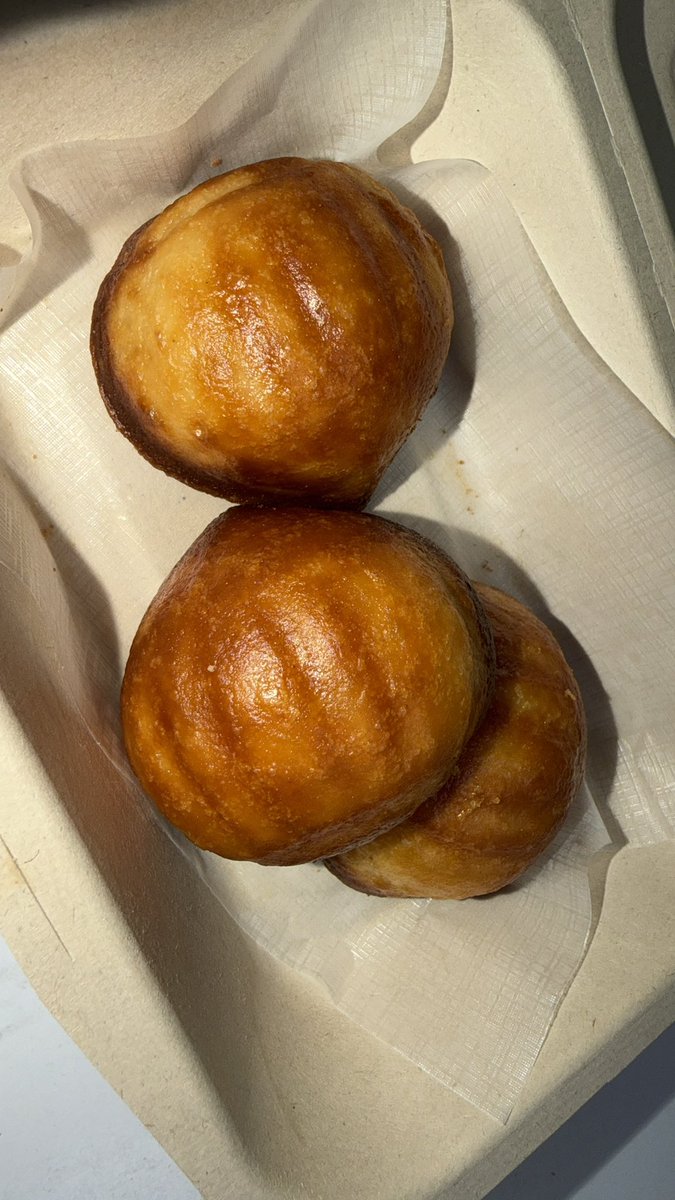 ᶜᴬᴺᵛᴬˢ tweet media