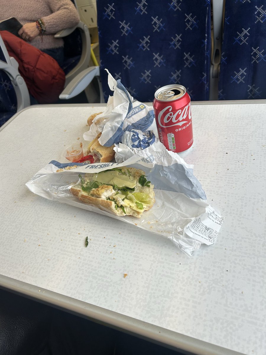 1876monkey's tweet photo. There are some absolute mingers out there.   Greggs left on the table on the @ScotRail service to Glasgow.     Only seats available at Larbert - now everyone thinks we’re the culprits! https://t.co/LmpeG5KcsW