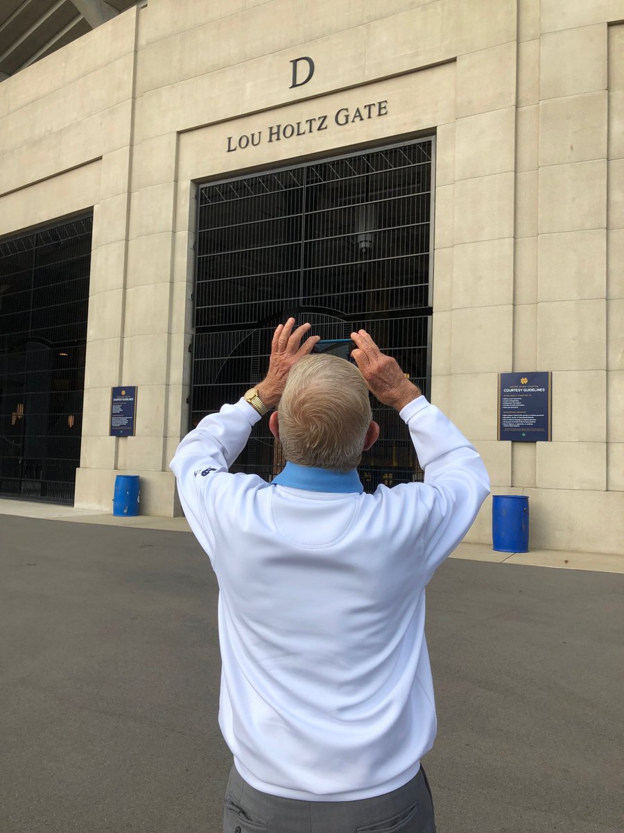 Holtz's Heroes Foundation tweet media
