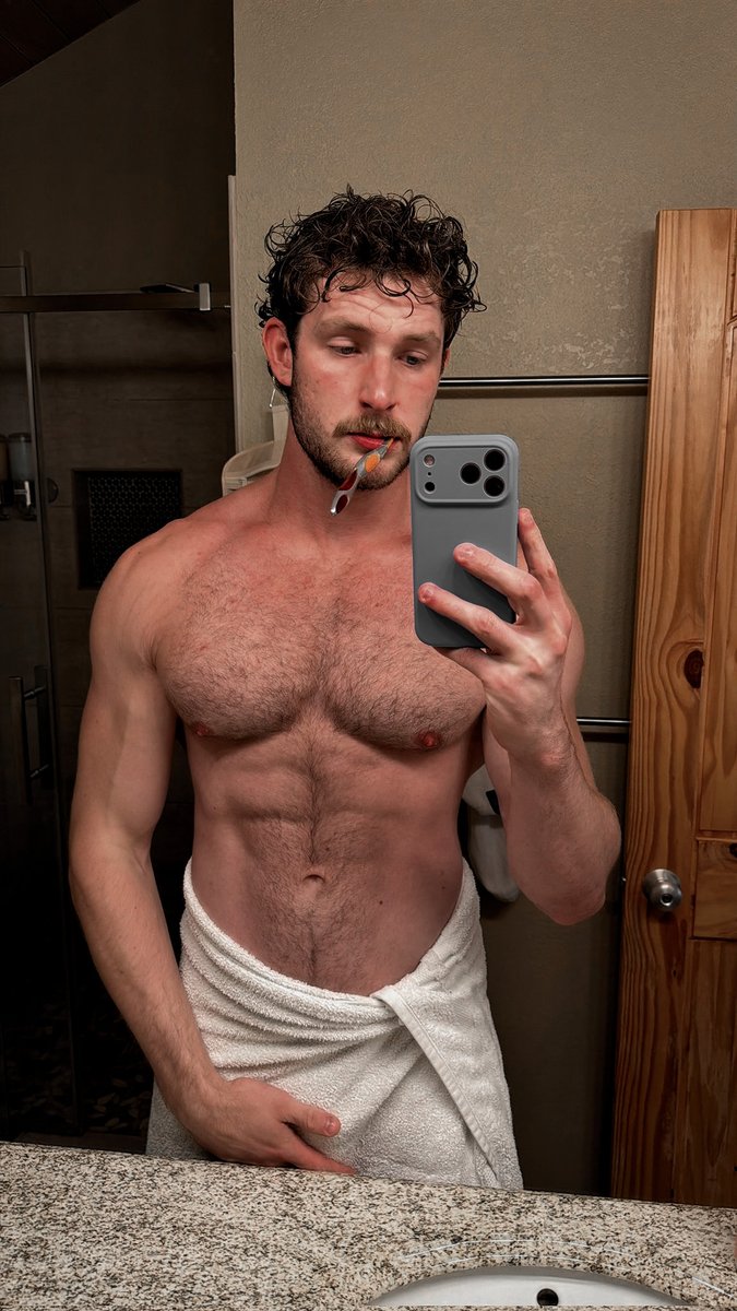 𝕯𝐨𝐦𝐢𝐧𝐢𝐜 tweet media