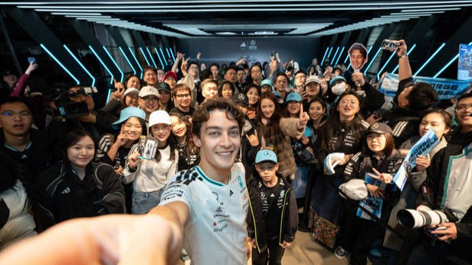 Regular, Ordinary Ava. tweet media