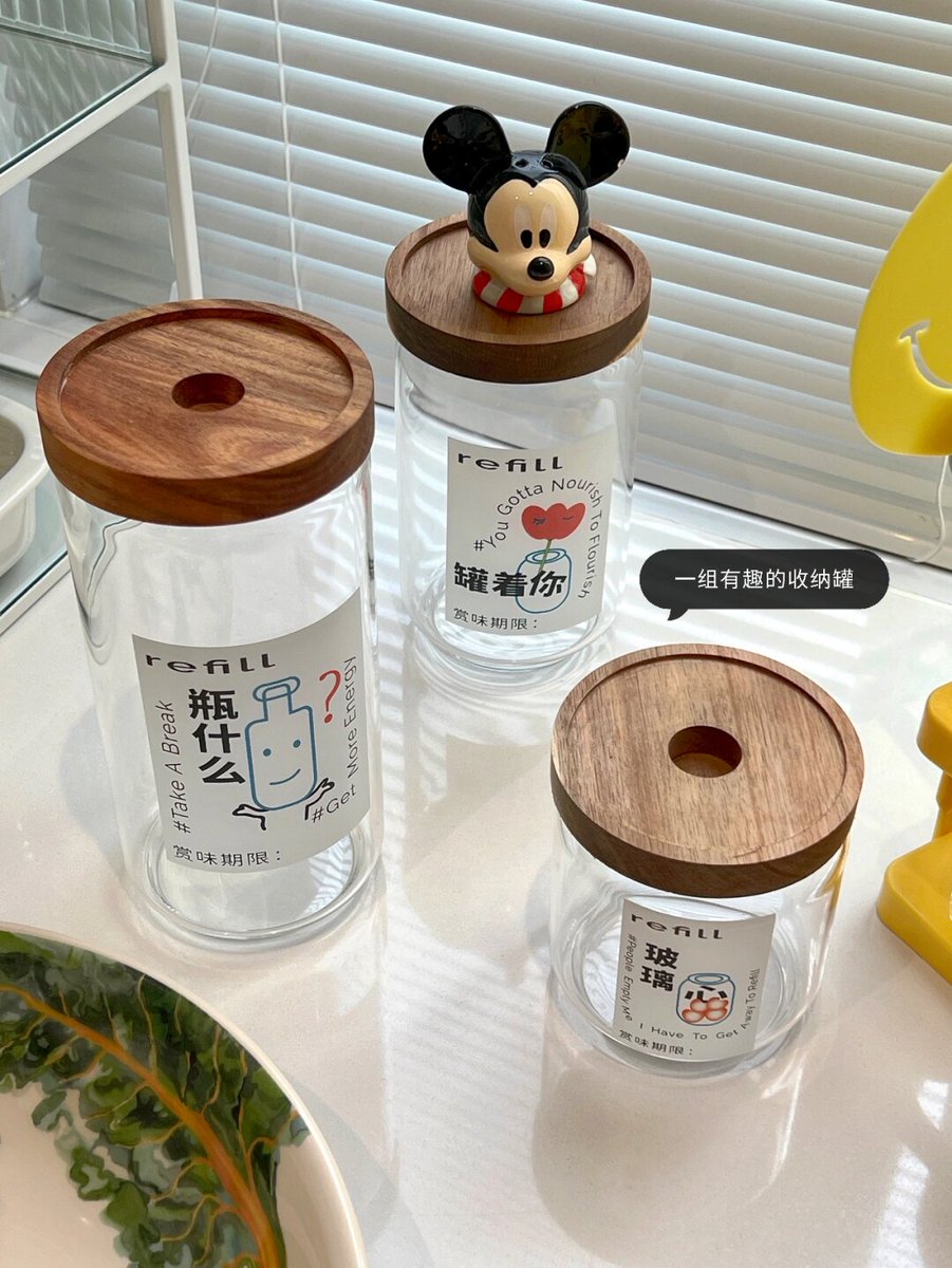 pecenofka tweet media