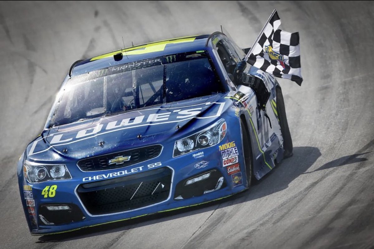 Jimmie_DennyFan's tweet photo. It’s very unappreciated how diverse and fearless of a Race Car Driver Jimmie Johnson is https://t.co/F37nZezBGy