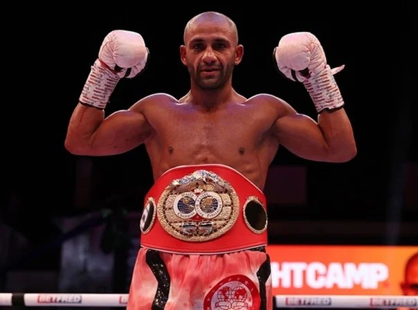 BoxingEnthusiast tweet media