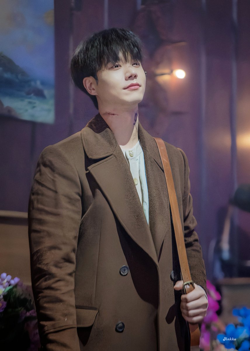 260311 연극 빵야

빵야 役 #전성우 배우님