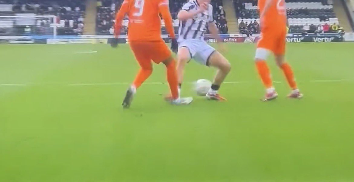 𝙂𝙋 ➐➋ 𝕏 tweet media