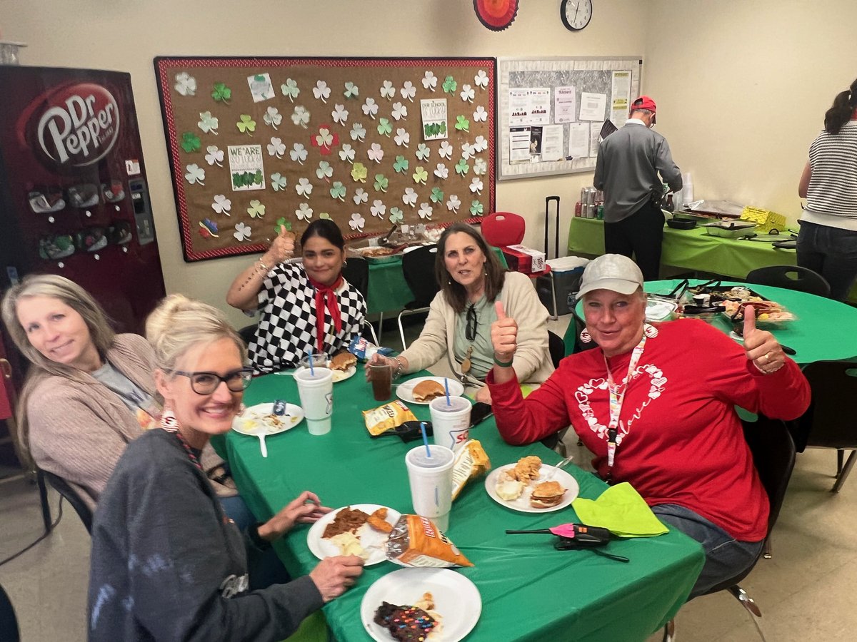 Fredericksburg ISD tweet media