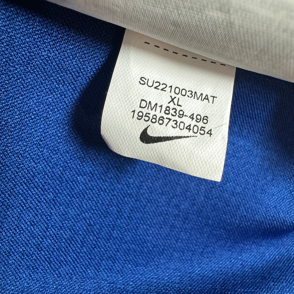 NEW STOCK
Chelsea 2022/2023 Home Football Shirt XL

shortlink.store/tbet0fo0ac3l

#2020s #2022/2023 #Chelsea #FootballShirt #Home #Kit:Home #League:Premier League #NewArrival #Nike #PremierLeague #PriceList #Season:2022/2023 #Size:XL #Team:Chelsea #VintageFootball Shirt #XL