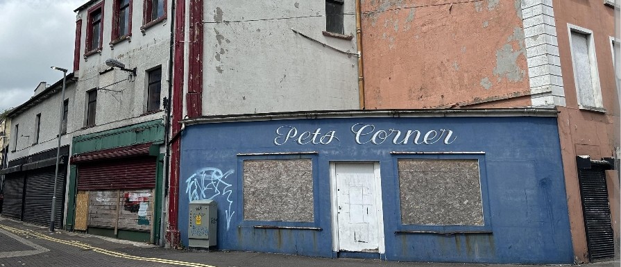 TheCompressNi tweet media