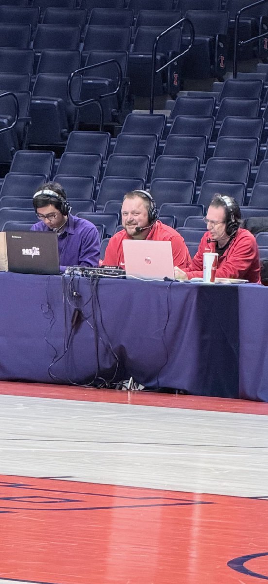 flannery_nate's tweet image. Incredible honor to be a part of this journey. This run included managing a lot of moving parts, but it never felt like work, if anything I had to pinch myself a few times along the way. Thank you to the students, staff, community &amp;amp; team for an incredible ride!
#Warriors #ADLife