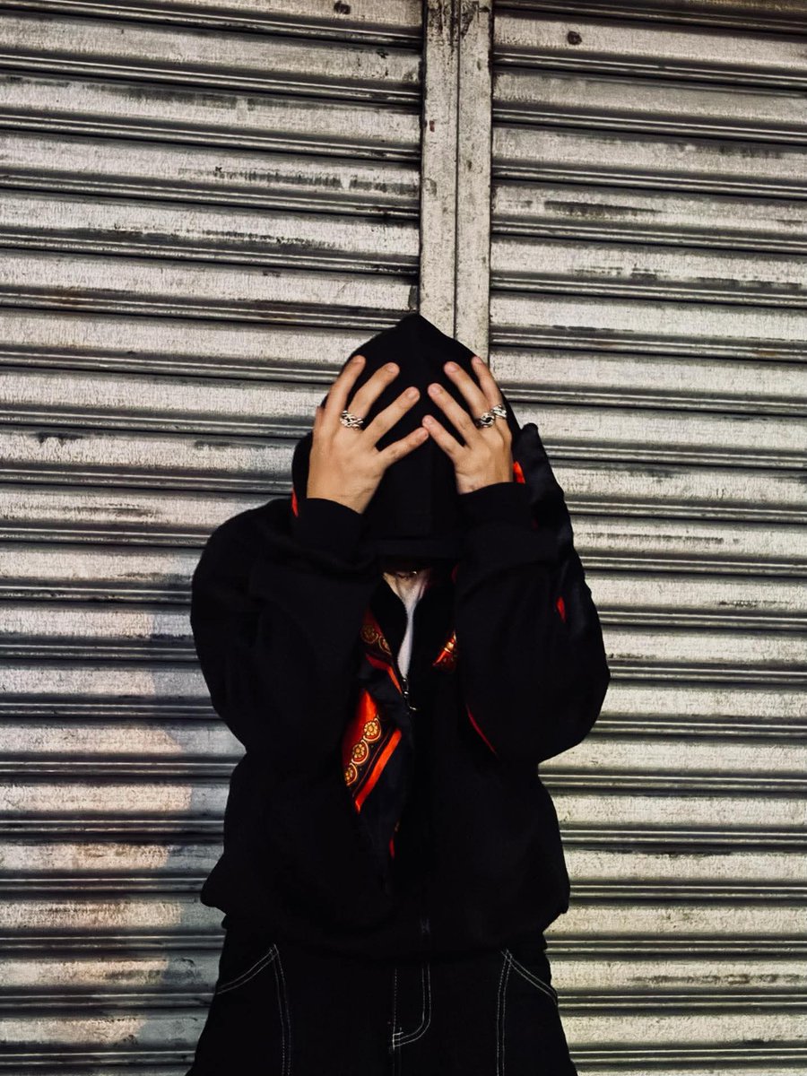 Pearls Official tweet media