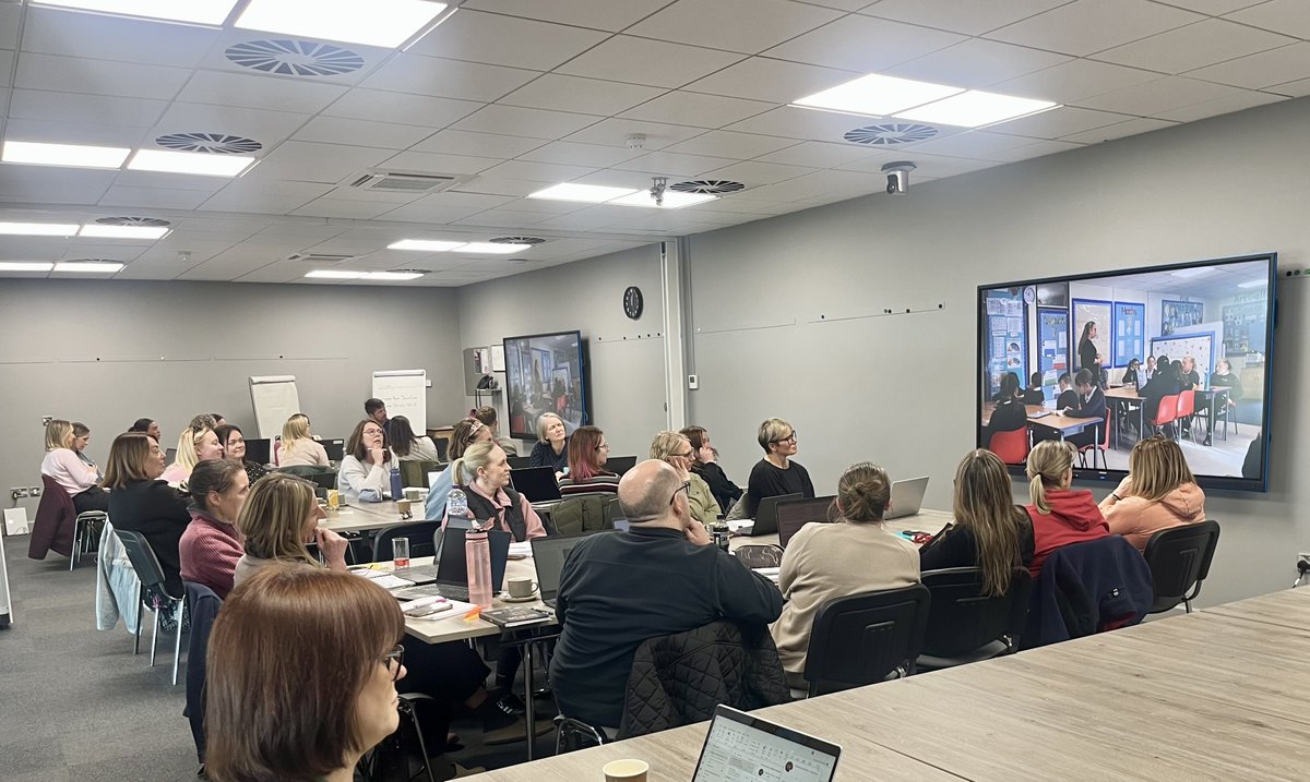 Town End Research School tweet media