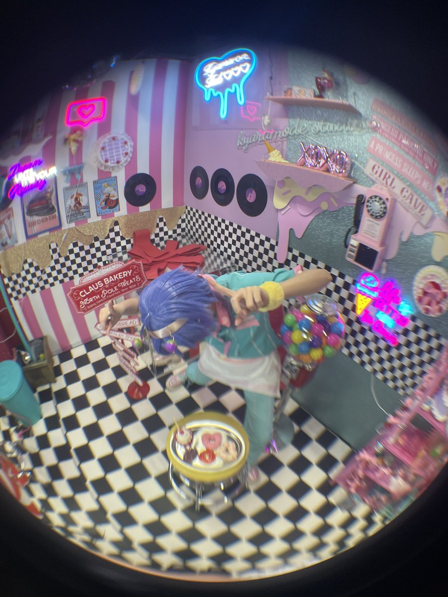 #18trip_cos

?????????????? 🌎🛸👽！