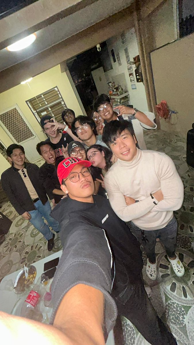 MrEmmanGarcia's tweet photo. "YOUTH  BONDING NIGHT" #Samgyupsal https://t.co/EDR3sEVoKf