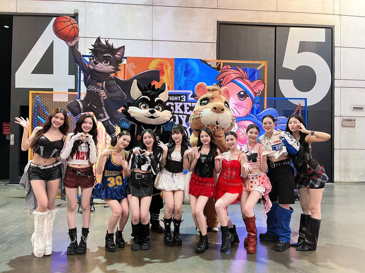 inthe8ight's tweet photo. 3 FIGHT 3 BASKET BOY SS2๐๐
HALFTIME SHOWS
๐บWORKPOINT 23
#inthe8ight
#3fight3basketboyss2
#match7
#workpoint https://t.co/p8UFgaxHzB