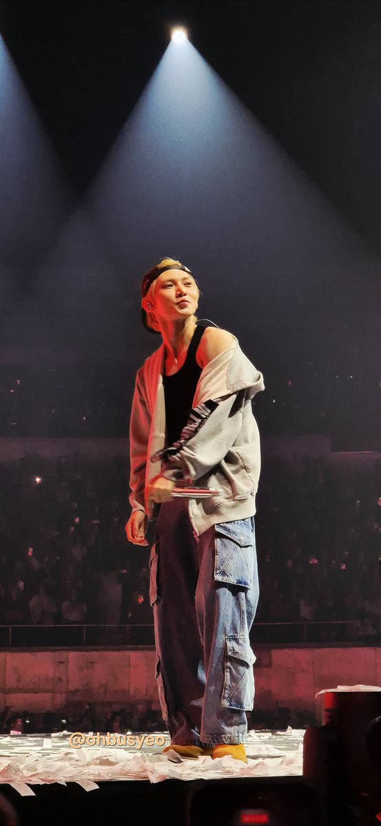 ohbusyeo's tweet photo. sharing with you some snaps 🤍

#ATEEZ #WORLD_TOUR #In_Your_Fantasy #에이티즈 #InYourFantasy_MNL https://t.co/lRHKemVRd7
