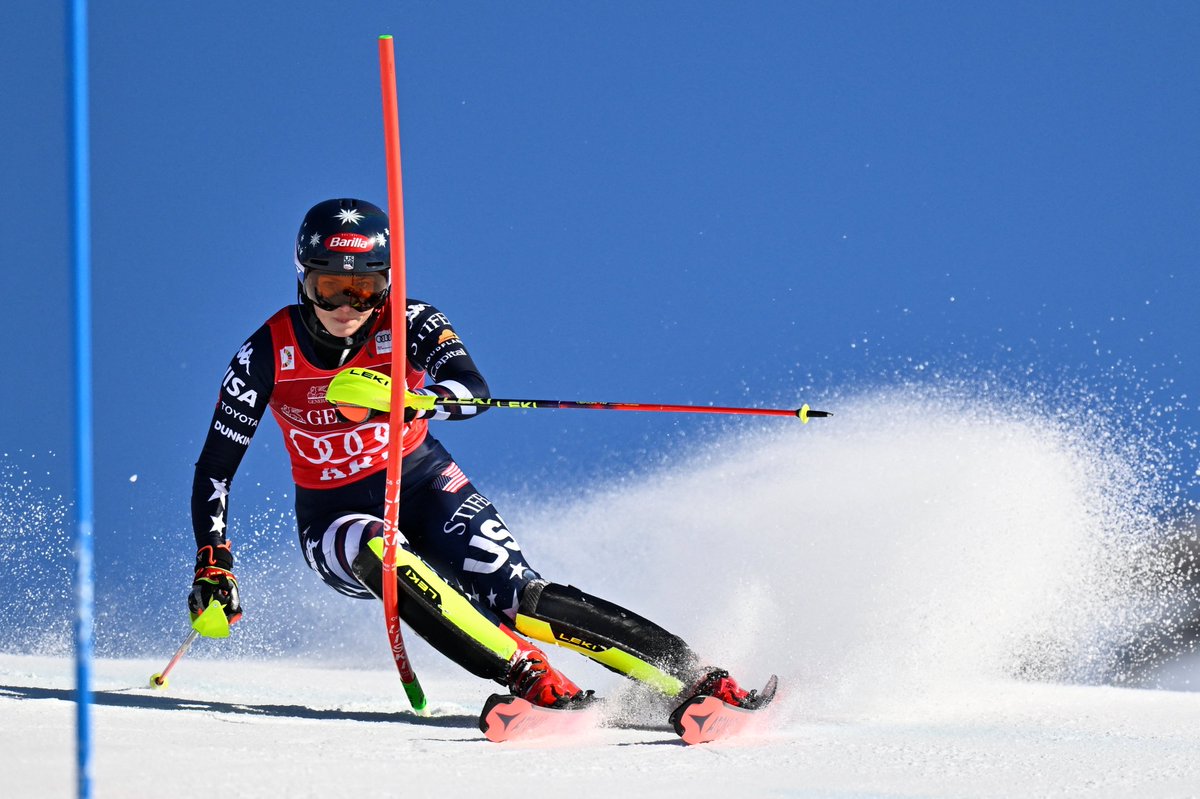 agerpres's tweet photo. #Schi alpin: Americanca Mikaela Shiffrin a obținut a 109-a victorie în Cupa Mondială https://t.co/nlT35TCqhh
Foto: TT News Agency via REUTERS
Urmăreşte ştirile AGERPRES şi pe WhatsApp > https://t.co/sQY929ySV3 https://t.co/w5JEriPbmY