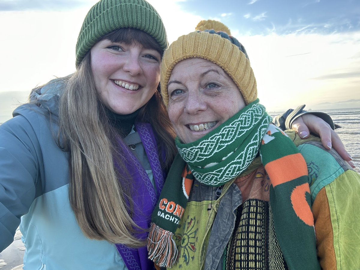 Ellie Stone tweet media