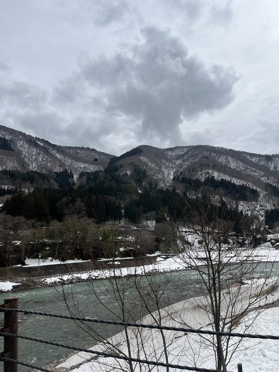 pichzh's tweet photo. ❄️ https://t.co/5R0PbL7a5o
