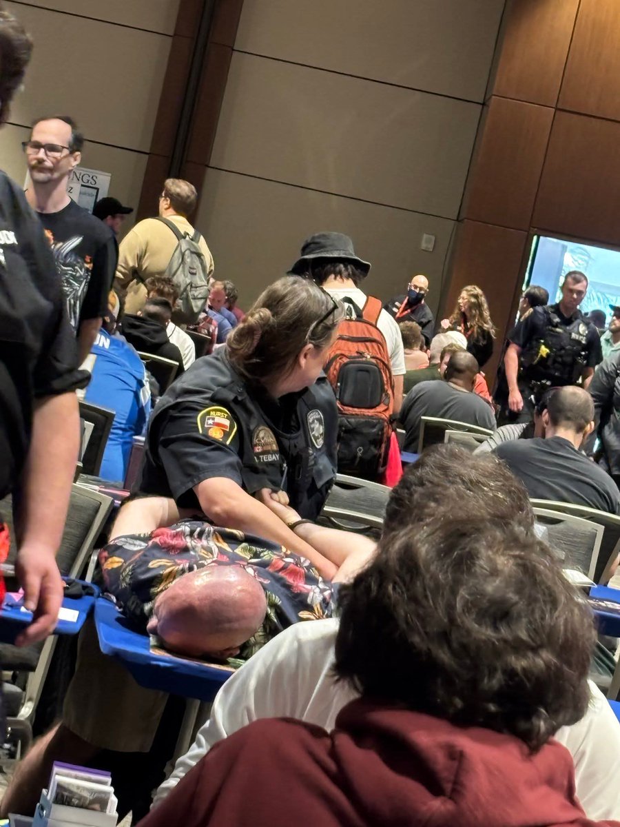 Kenneth ➡️ Home 🏡 tweet media