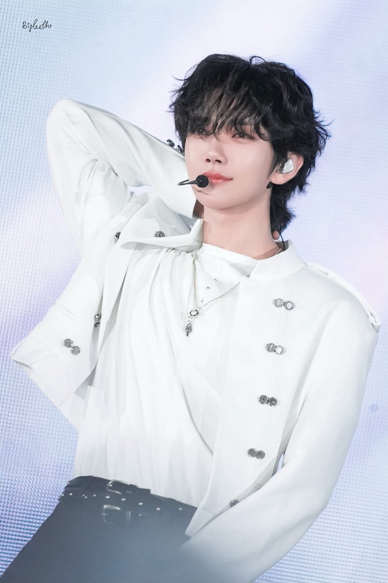 Natra Hong ᥫ᭡ tweet media