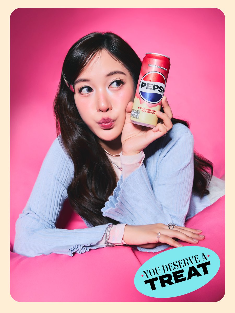 yoongsar's tweet photo. Freen x Pepsi 🩵🩷

#เป๊ปซี่ทรีทส์
#โมเมนต์ดีดีที่ควรถูกทรีต
#srchafreen #PepsiThailand https://t.co/ssbmmgc20k