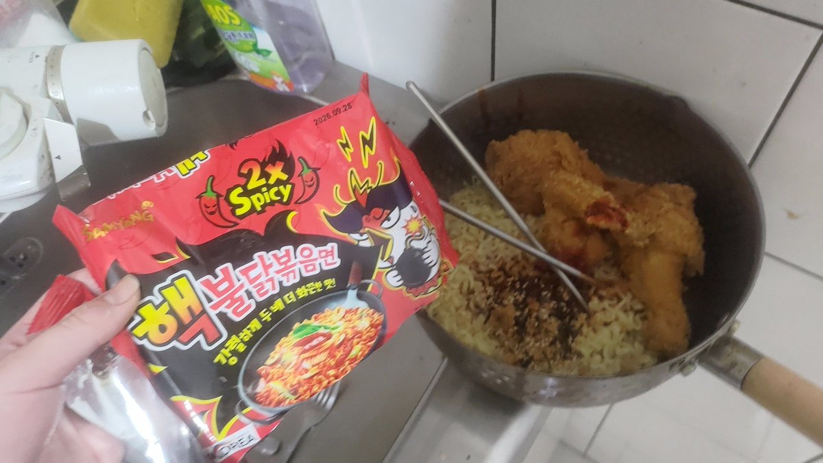 小毬果🔞（已被馴服不接客） tweet media