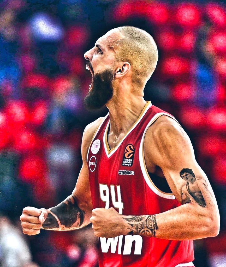 C⭕️ACH🅱️ tweet media